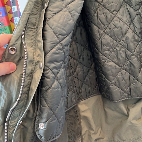 Great 3 in 1 cotton khaki jacket with removable liner vest and removable hood. - Picture 3 of 6